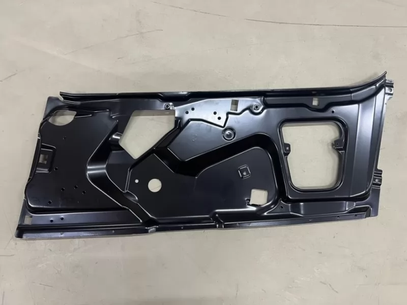 Tutucu Sağ Cam Mekanizması Axor Mercedes